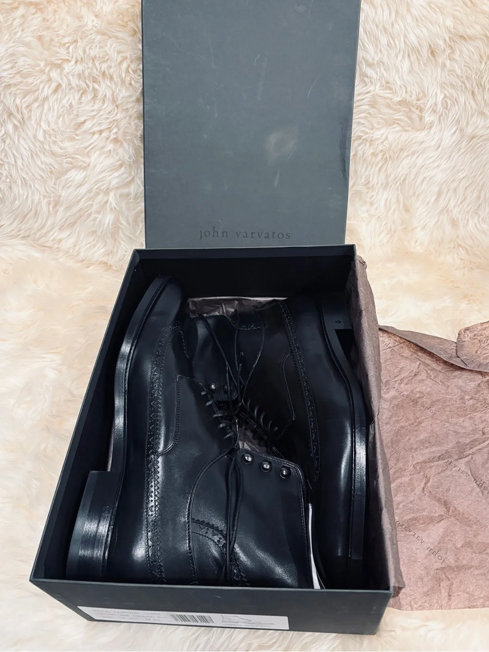 NWT John Varvatos Black Leather Harrison Wingtip Lace-Up Boots